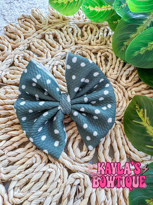 4” clip